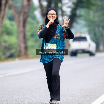 Runner Photo 3725543