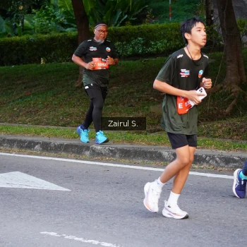 Runner Photo 3725555