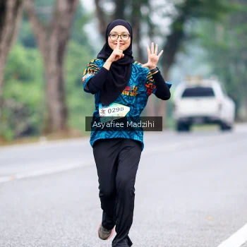 Runner Photo 3725563