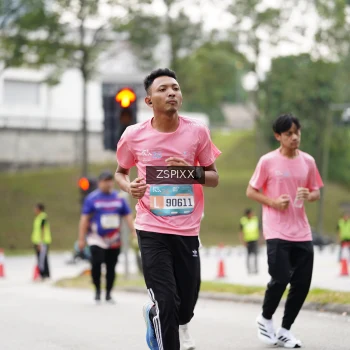 Runner Photo 3725599