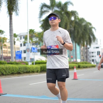 Runner Photo 3725617