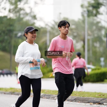 Runner Photo 3725657
