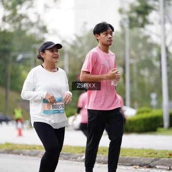 Runner Photo 3725664