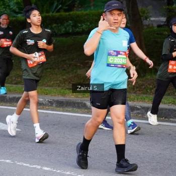 Runner Photo 3725685