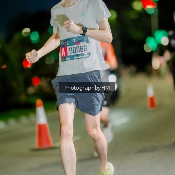 Runner Photo 3725711