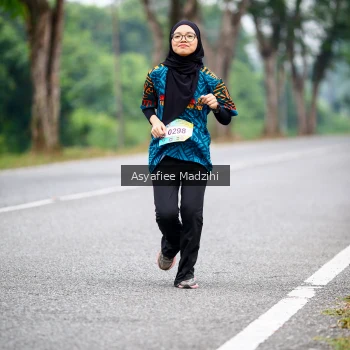 Runner Photo 3725748