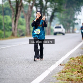 Runner Photo 3725749