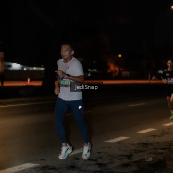 Runner Photo 3725775
