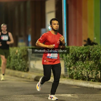 Runner Photo 3725777