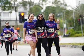 Runner Photo 3725814