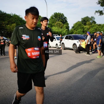 Runner Photo 3725827