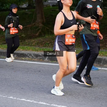 Runner Photo 3725870