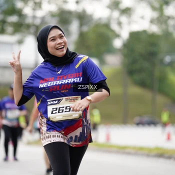 Runner Photo 3725879