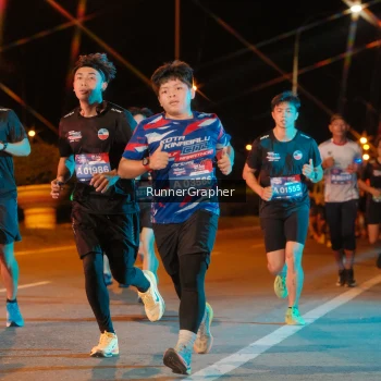 Runner Photo 3725945