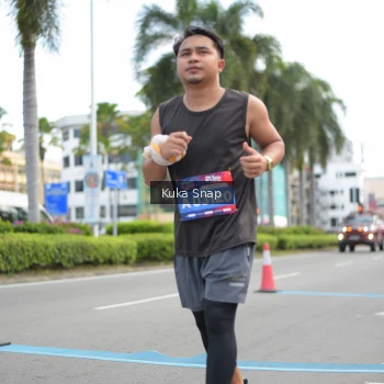 Runner Photo 3725958