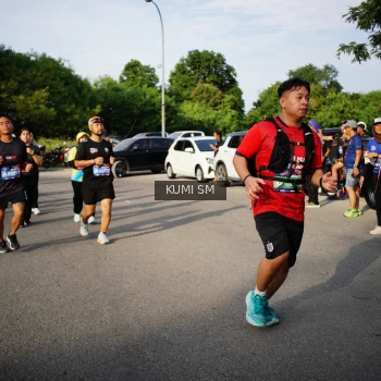 Runner Photo 3725972