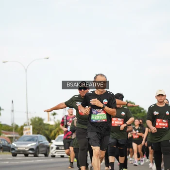 Runner Photo 3725993