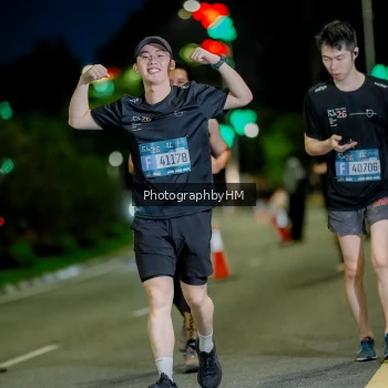 Runner Photo 3726061