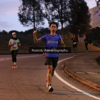 Runner Photo 3726219