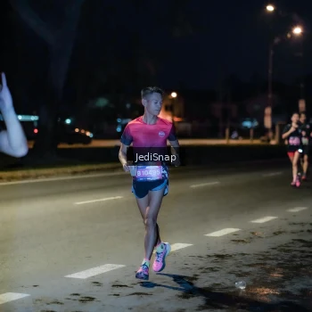 Runner Photo 3726430
