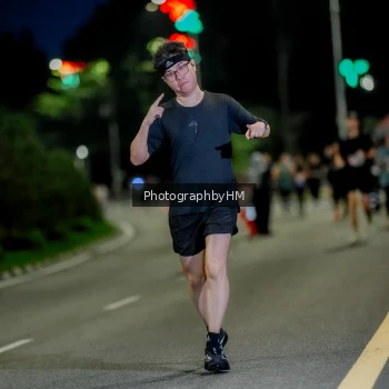 Runner Photo 3726511