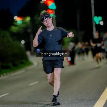 Runner Photo 3726531