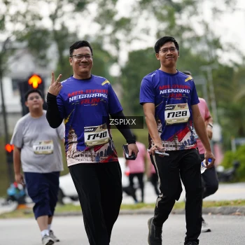 Runner Photo 3726579