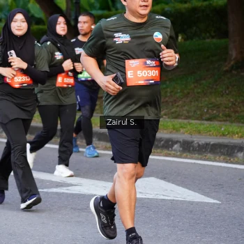 Runner Photo 3726643