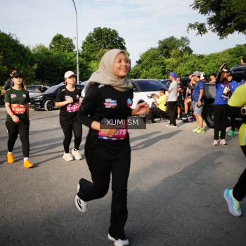 Runner Photo 3726761