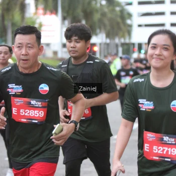 Runner Photo 3726925