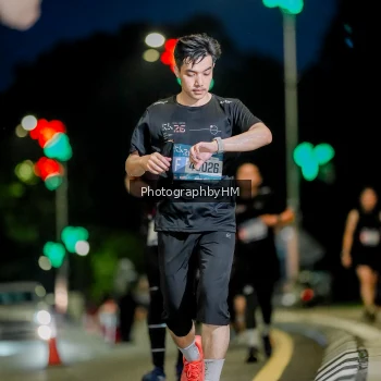 Runner Photo 3727000