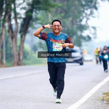 Runner Photo 3727001