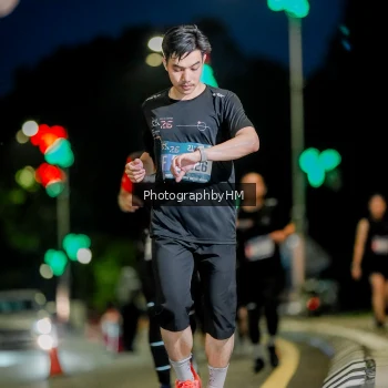 Runner Photo 3727013