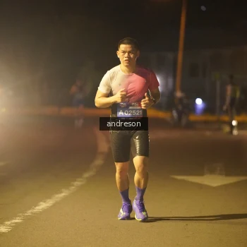 Runner Photo 3727435