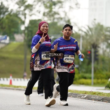 Runner Photo 3727465
