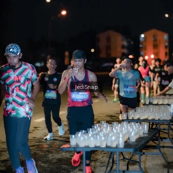 Runner Photo 3727577