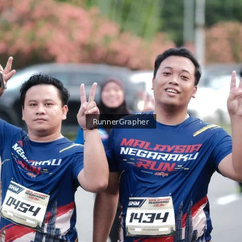 Runner Photo 3727579