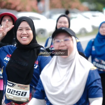 Runner Photo 3727691