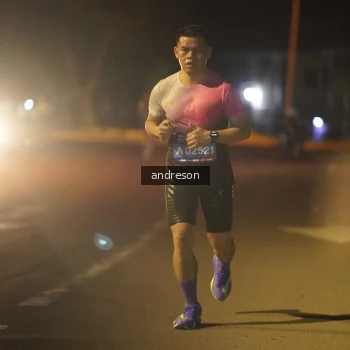 Runner Photo 3727779