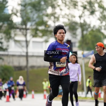 Runner Photo 3727992