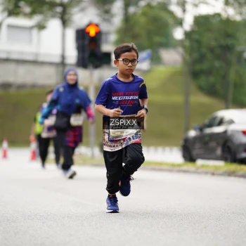 Runner Photo 3728043
