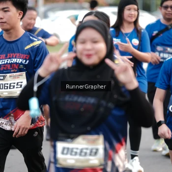 Runner Photo 3728375
