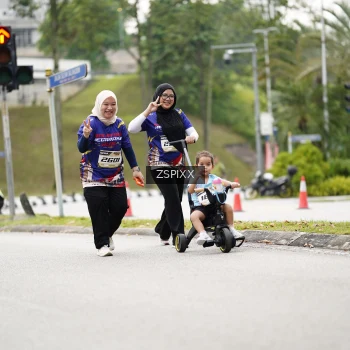 Runner Photo 3728801