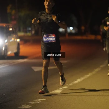 Runner Photo 3728840