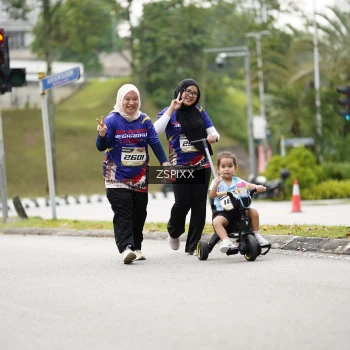 Runner Photo 3728857