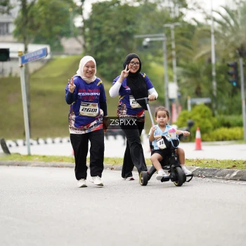 Runner Photo 3728866