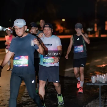 Runner Photo 3728893