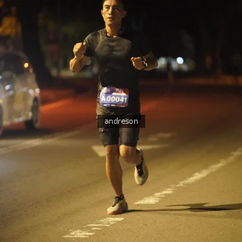 Runner Photo 3728945