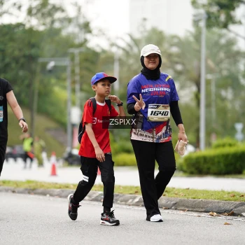 Runner Photo 3728978