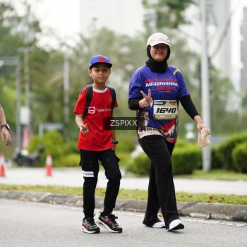 Runner Photo 3729001